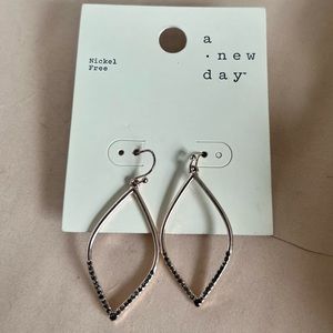 Diamond Shaped Tear Drop Earrings